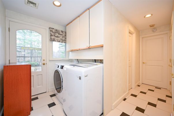 Interior, Recessed Lighting, Washer