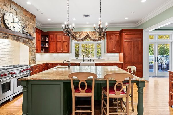 Chandelier, Interior, Kitchen, Pendant Lights, Recessed Lighting, Stainless Steel Appliances, Wood Texture Flooring