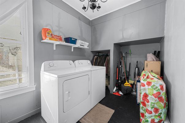 Interior, Utility Closets, Washer