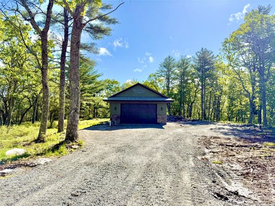 Backyard, Detached Garage, Exterior