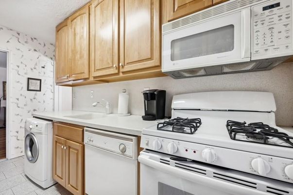 Interior, Kitchen, Washer