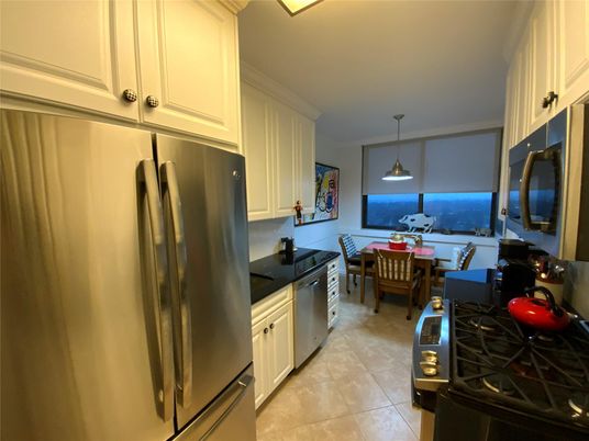 Dining room, Interior, Kitchen, Pendant Lights, Water