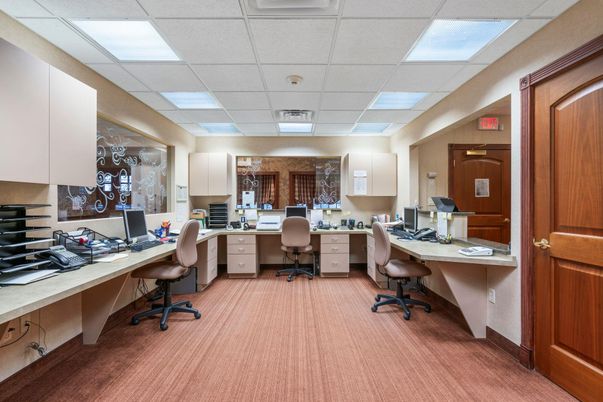 Home Office, Interior