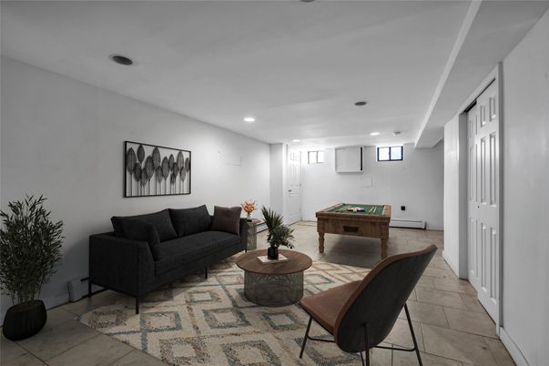 Billiard Table, Game Room, Interior, Living room, Recessed Lighting