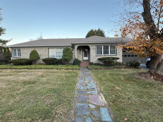 Attached, Exterior, Facade, Brick Facade, Ranch