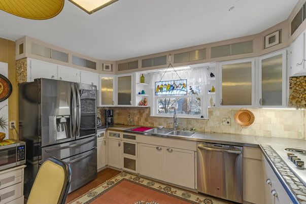 Interior, Kitchen, Stainless Steel Appliances, Wood Texture Flooring