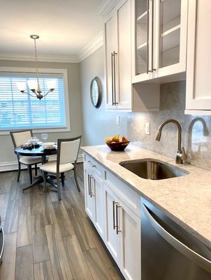 Chandelier, Dining room, Interior, Kitchen, Pendant Lights, Wood Texture Flooring