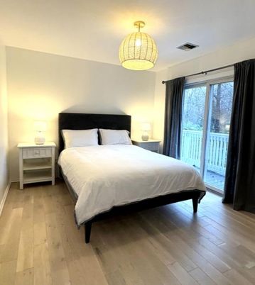 Bedroom, Interior, Pendant Lights, Wood Texture Flooring