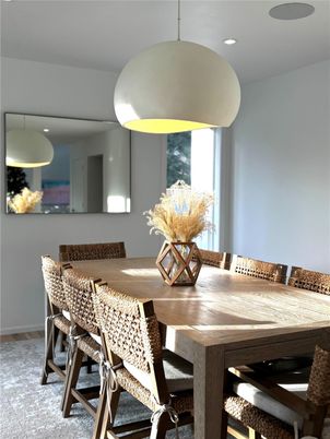 Dining room, Interior, Pendant Lights, Recessed Lighting