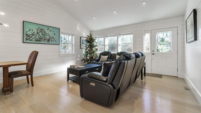 Interior, Living room, Recessed Lighting, Wood Texture Flooring