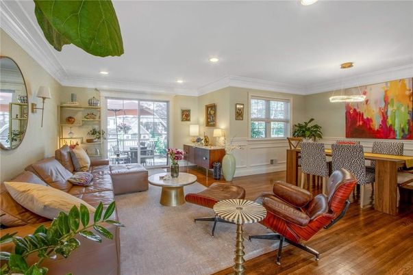 Dining room, Interior, Living room, Pendant Lights, Recessed Lighting, Wood Texture Flooring