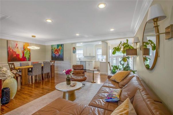 Dining room, Interior, Kitchen, Living room, Pendant Lights, Recessed Lighting, Wood Texture Flooring