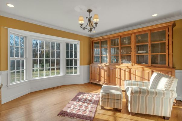 Chandelier, Interior, Recessed Lighting, Wood Texture Flooring