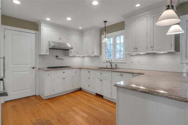 Interior, Kitchen, Pendant Lights, Recessed Lighting, Wood Texture Flooring