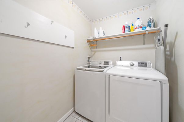 Interior, Washer