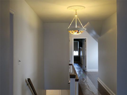 Interior, Pendant Lights, Wood Texture Flooring