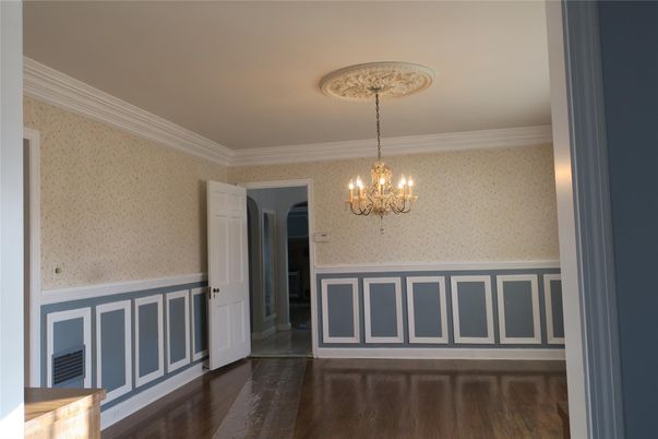 Chandelier, Interior, Wood Texture Flooring