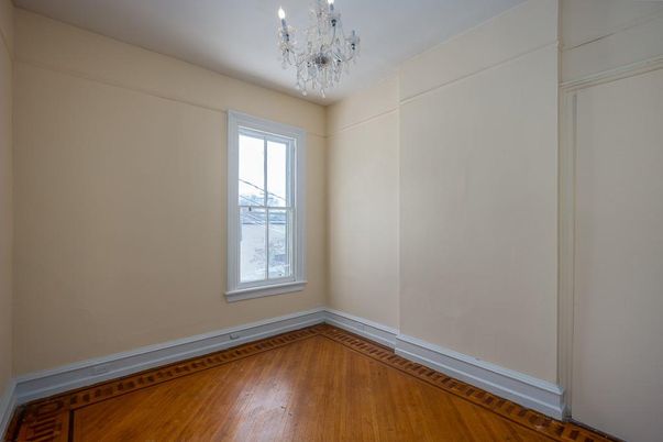 Chandelier, Empty room, Interior, Wood Texture Flooring