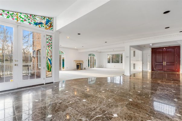 Empty room, Fireplace, Interior, Recessed Lighting