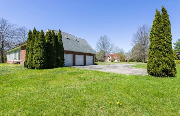 Backyard, Detached Garage, Exterior