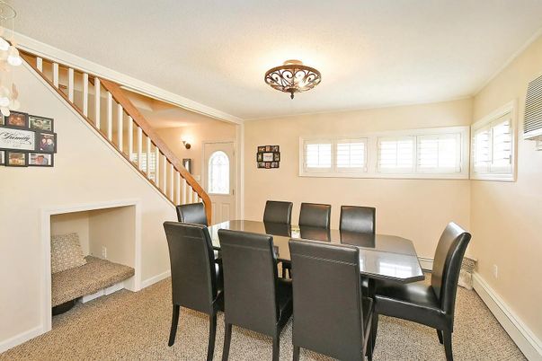 Dining room, Interior