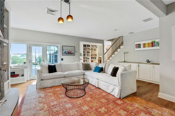 Interior, Living room, Pendant Lights, Wood Texture Flooring