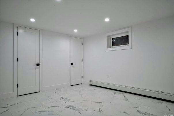 Empty room, Interior, Marble, Recessed Lighting