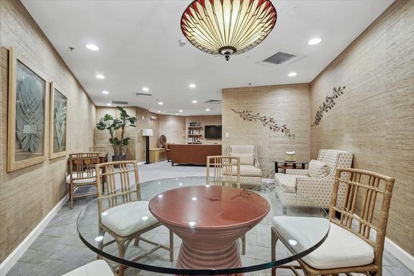 Dining room, Interior, Living room, Recessed Lighting