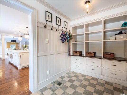 Interior, Kitchen, Pendant Lights, Wood Texture Flooring