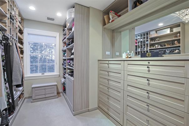 Interior, Recessed Lighting, Walk-in Closets