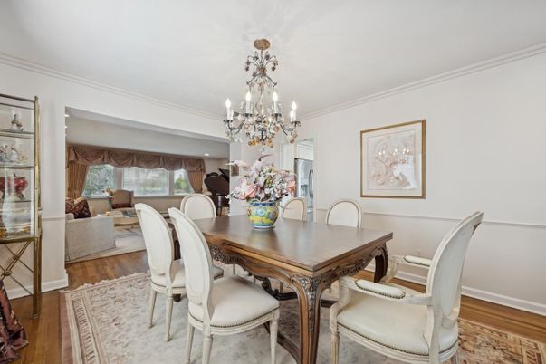 Chandelier, Dining room, Interior, Living room, Wood Texture Flooring