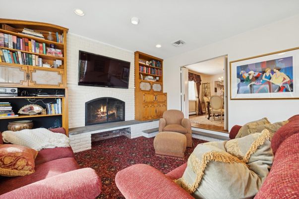 Fireplace, Interior, Living room, Recessed Lighting