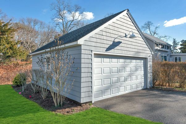 Detached Garage, Exterior