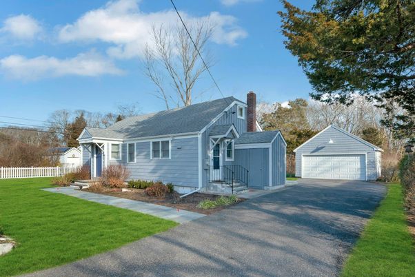 Backyard, Detached Garage, Exterior