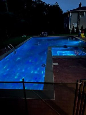 Exterior, Hot Tub, Pool