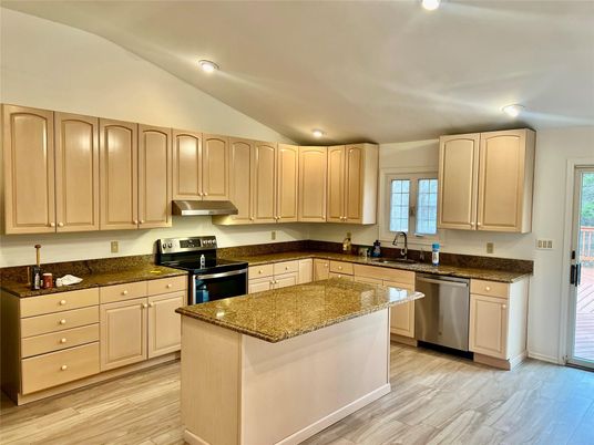 Interior, Kitchen, Recessed Lighting, Wood Texture Flooring