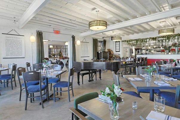 Dining room, Interior, Pendant Lights, Piano