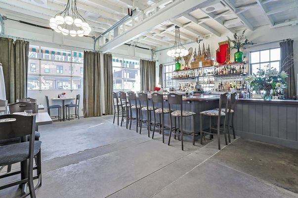 Chandelier, Dining room, Interior, Pendant Lights