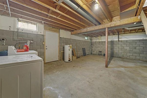 Interior, Stone Walls, Washer, Wooden Beams