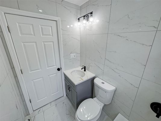 Bathroom, Interior, Marble, Marble Walls