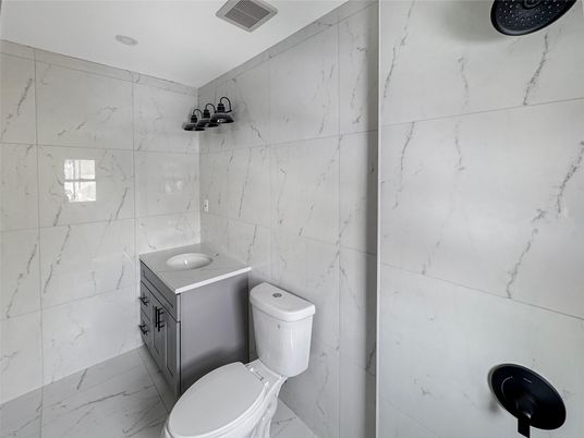 Bathroom, Interior, Marble, Marble Walls