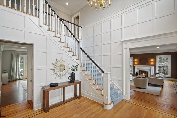 Chandelier, Fireplace, Interior, Recessed Lighting, Wood Texture Flooring
