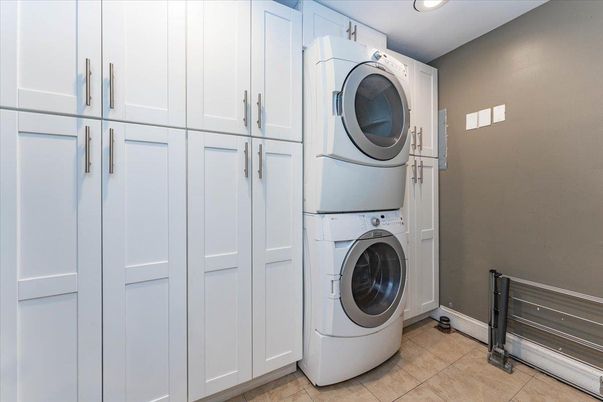 Interior, Recessed Lighting, Utility Closets, Washer