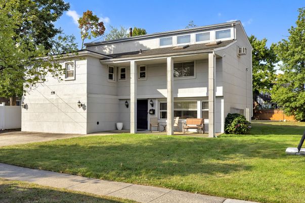 Backyard, Exterior, Facade, Rowhouse