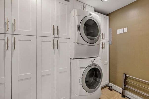 Interior, Recessed Lighting, Utility Closets, Washer