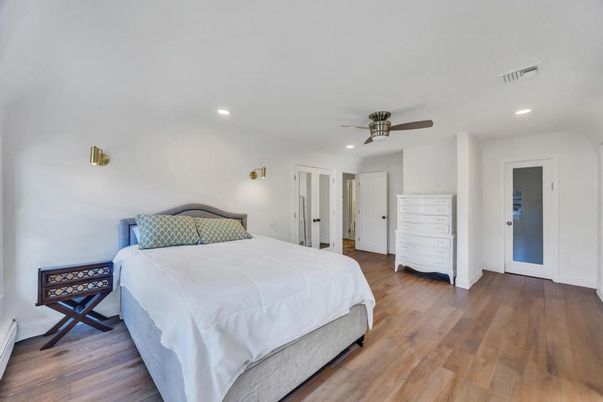 Bedroom, Interior, Recessed Lighting, Wood Texture Flooring