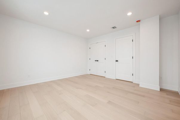 Empty room, Interior, Recessed Lighting, Wood Texture Flooring
