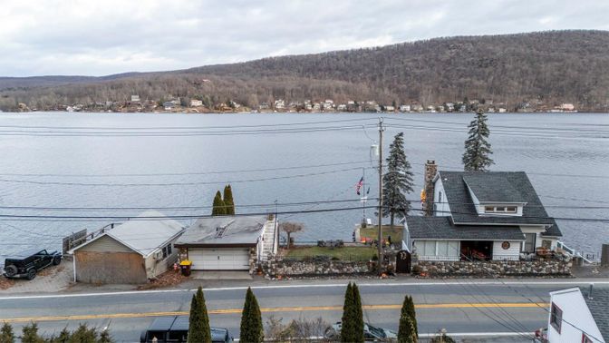 Exterior, Water