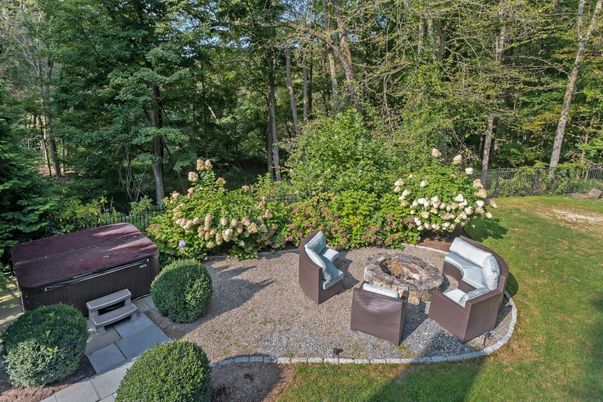 Exterior, Hot Tub