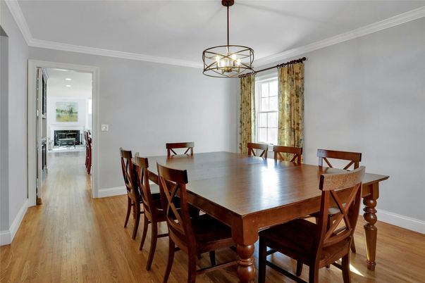 Chandelier, Dining room, Fireplace, Interior, Pendant Lights, Wood Texture Flooring